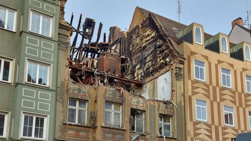 Polizei: E-Scooter-Akku löste wohl Brand in Augsburg aus