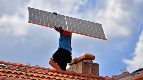 Photovoltaik auf Dächern schwächelt – auch beim Freistaat