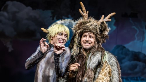 Shakespeare mit Bart: Haariger "Sommernachtstraum" in Meiningen