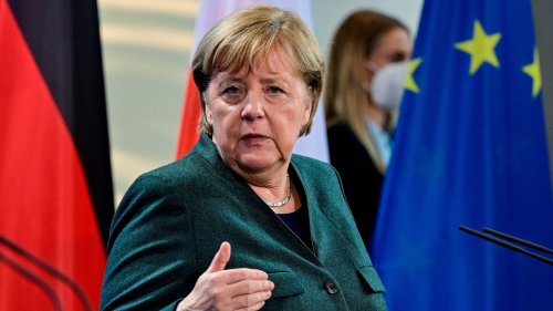 "Wegloses Gelände": So irritiert Merkel mit Zapfenstreich-Musik