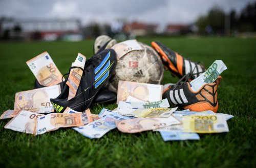 Schwarzgeld im Amateurfußball – Problem in Bayern noch größer?
