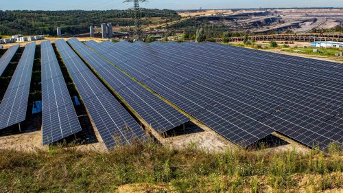 Zu viel Sonne - Bayernwerk schaltet PV-Anlagen ab