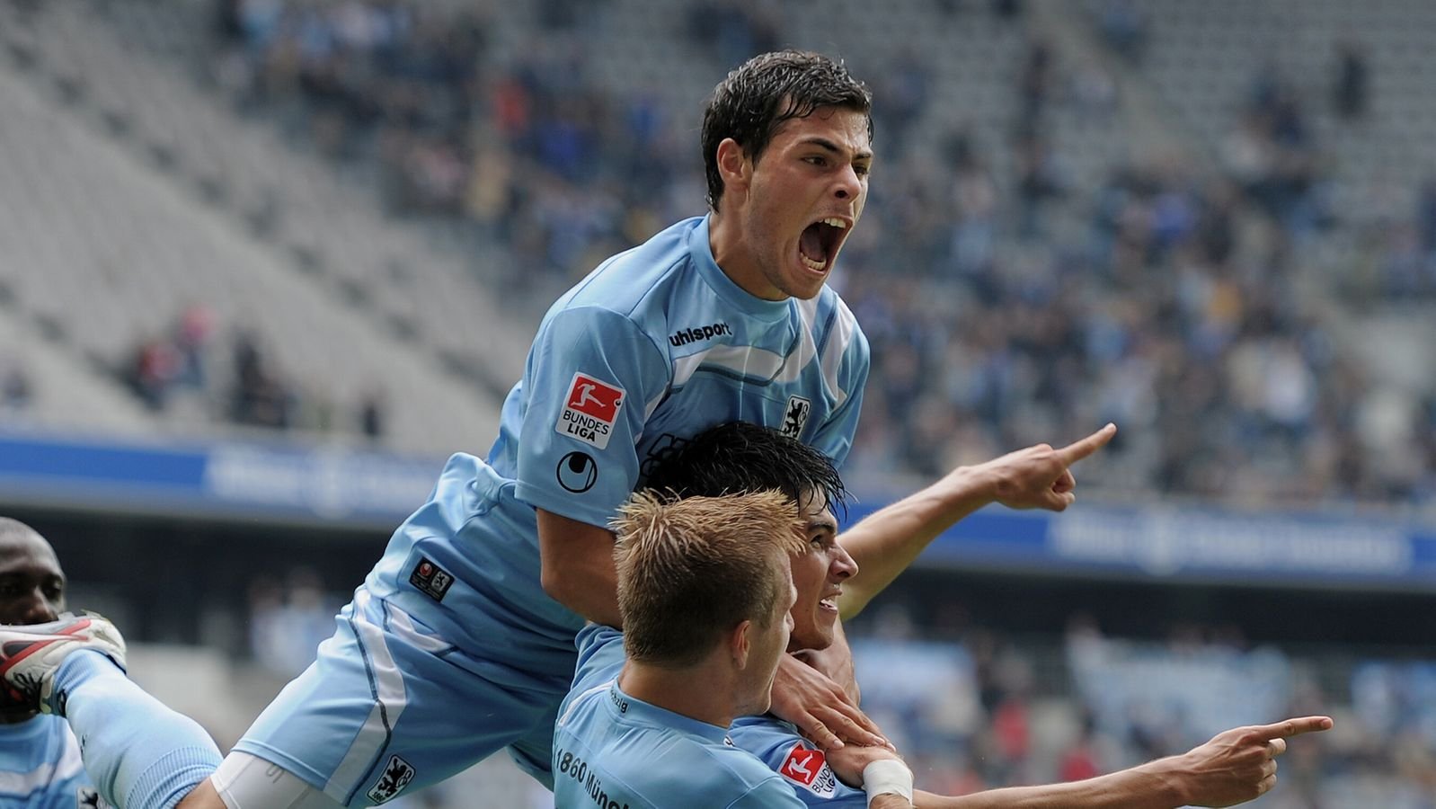 Liebe kennt keine Liga: Vollblut-Löwe Volland zurück zu Hause