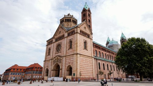 Speyer: Ehemaliger Generalvikar gibt Bruch des Zölibats zu