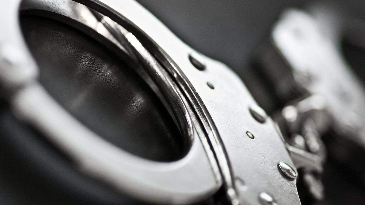 Woman scammed Bradenton man out of $100,000 in Tesla fraud case, police say