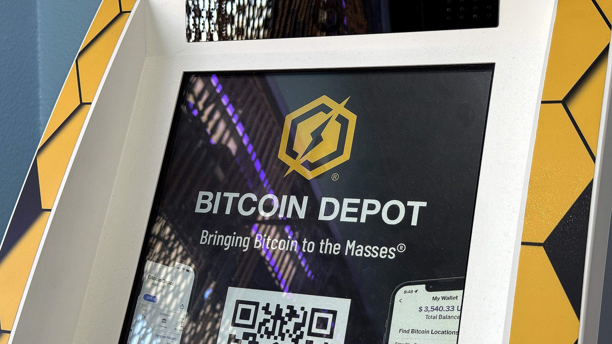 Scams targeting seniors are becoming an ‘epidemic,’ Bradenton police say