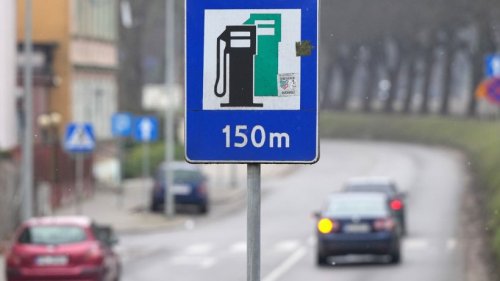 Erstmals seit Februar: Dieselpreis überholt Super E10