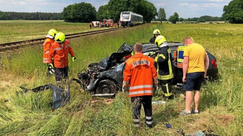 Unfall bei Wittingen: Erixx und Auto kollidieren an Übergang