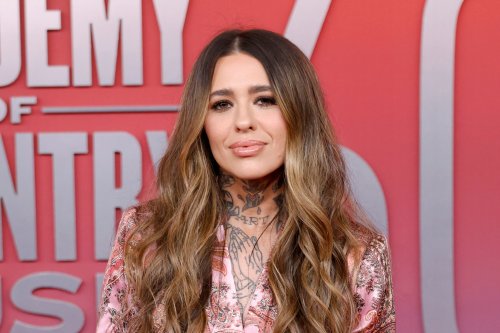 Kyle Richards Applauds Morgan Wade’s “Beautiful” Awards Show Red Carpet Appearance (PHOTO)