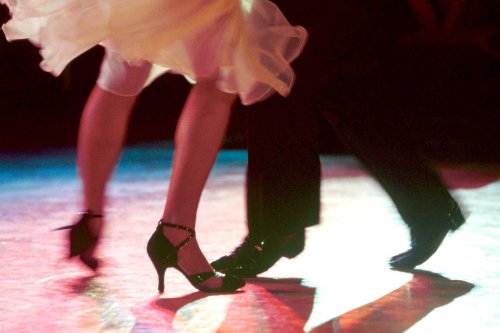 How Much Does It Cost To Get Into Ballroom Dance Dancing Queens Gives how-much-does-it-cost-to-rent-a-dance-floor-peerspace