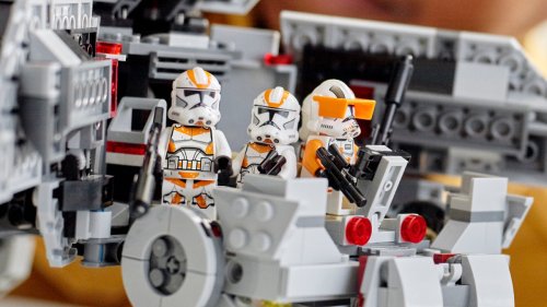 LEGO Star Wars 75337 AT-TE Walker almost breaks a record