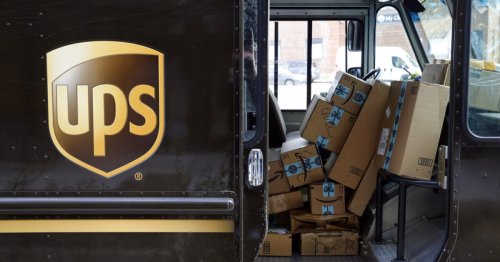 5 charged for stealing millions of dollars worth of property from Northeast Ohio UPS stores