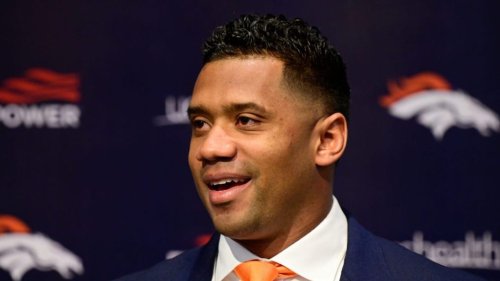 Teammates say Russell Wilson wasted no time becoming Broncos' team leader