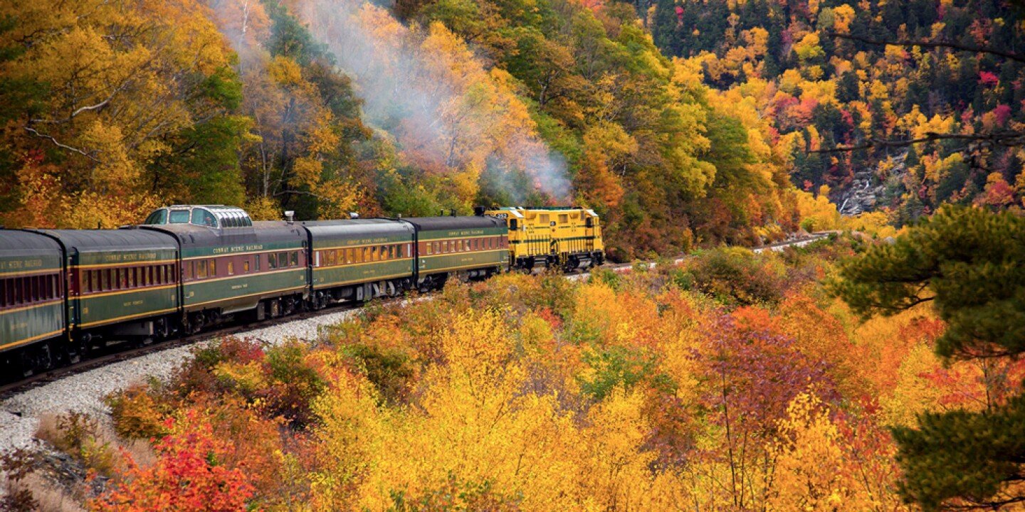 13 Fall Foliage Train Rides for Prime Leaf Peeping