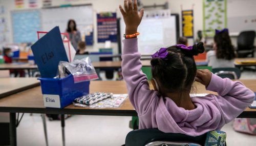 Teaching in-person and virtual students at once? It’s an instructional nightmare, some educators say