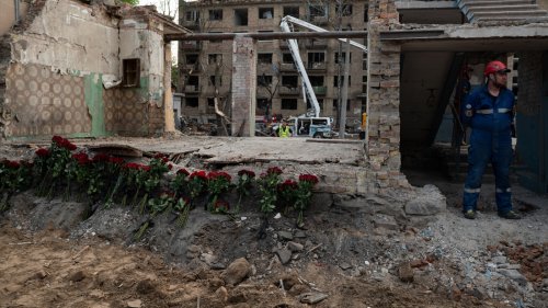 Putin wants a 3-day ceasefire for WWII anniversary next month. Ukraine says why wait?