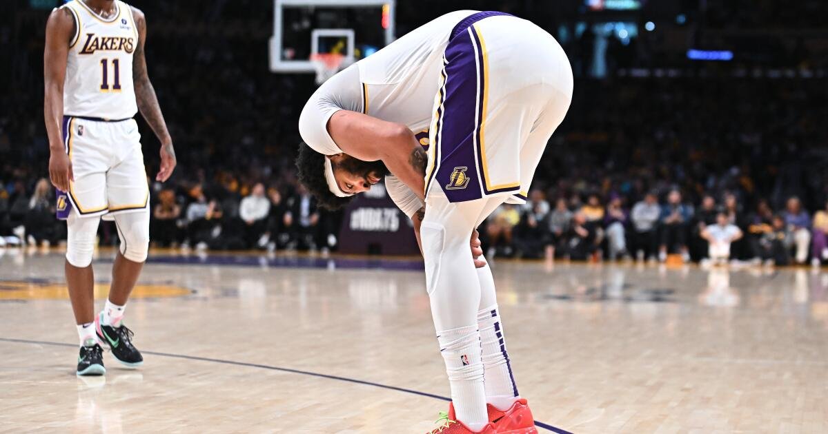 Lakers' Anthony Davis fires back at critics: 'These aren't little ticky-tack injuries'