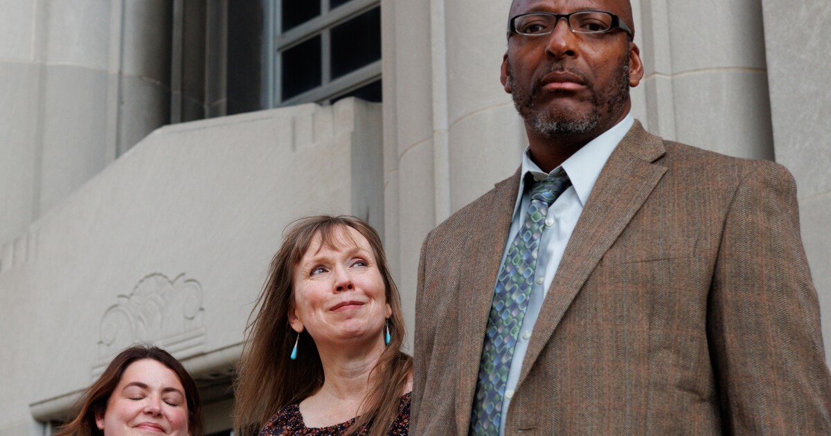 Chris Dunn was exonerated. Missouri’s attorney general wants to put him back in prison