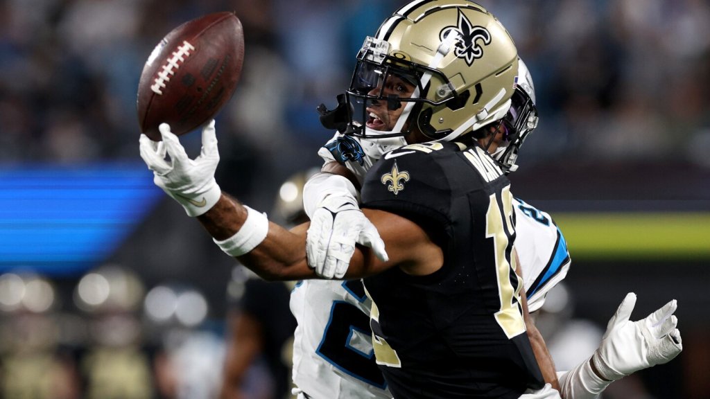 Brilliant Chris Olave catch sets up first TD of game; Saints lead 13-6 -  NBC Sports