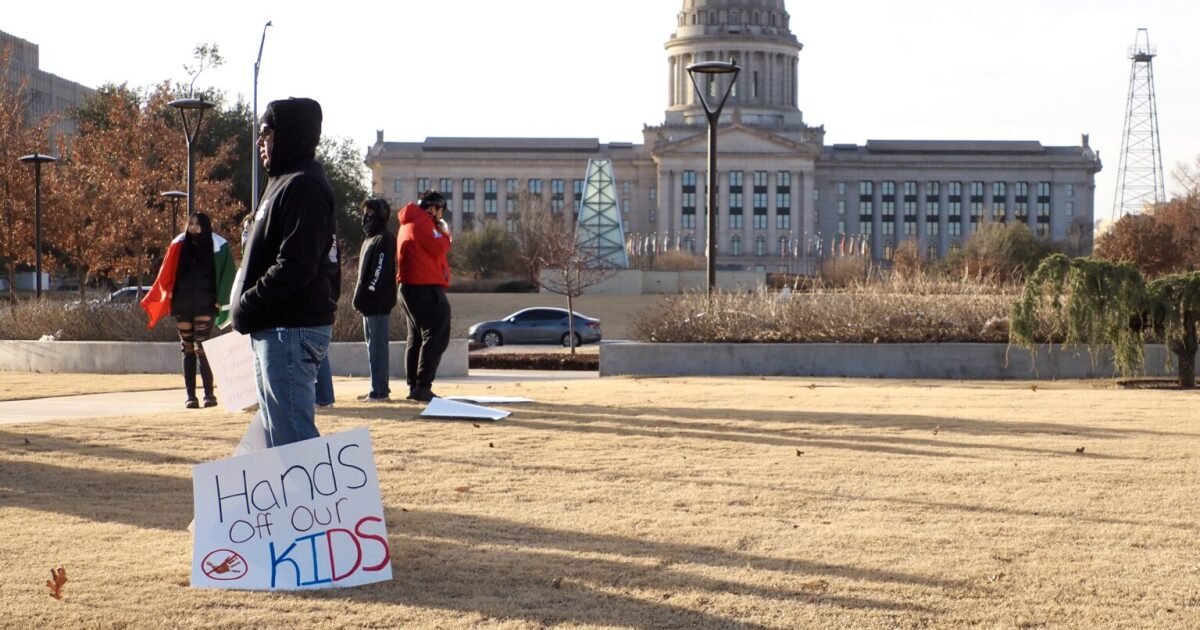 Oklahoma Republicans propose block on citizenship checks in schools