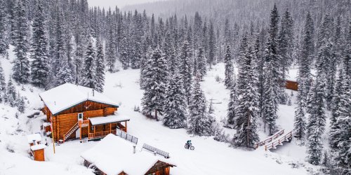 The Great Way to See Canada's Scenic Beauty That Many Travelers Miss