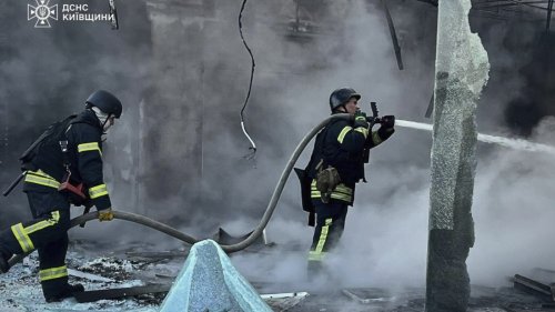 Zelenskyy meets Vance in Rome, hours after Russia's largest drone attack on Ukraine