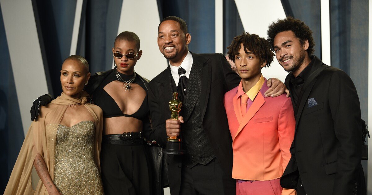 Will Smith and his family put up a united front after that infamous Oscars slap