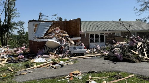 More than 20 dead after tornadoes sweep through Kentucky and Missouri