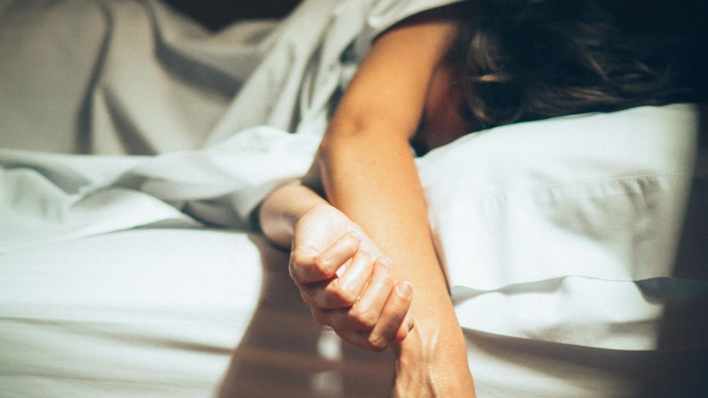12 Warnsignale, dass du emotional erschöpft bist