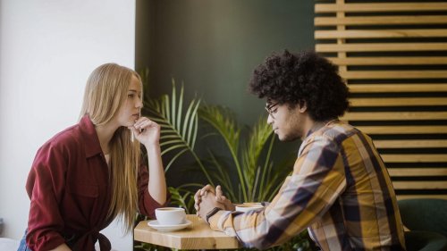 3 Tipps, mit denen du jedes unangenehme Gespräch perfekt meisterst
