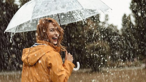 "Es riecht nach Regen": Darum kannst du schlechtes Wetter riechen, bevor es da ist