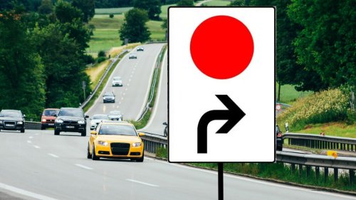 Führerscheinfrage: Gewusst? Dafür steht das Verkehrsschild mit dem roten Punkt