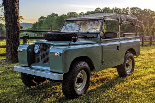 1967 Land Rover 88 Series IIA 4x4 Flipboard