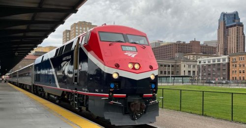Amtrak Borealis train between St. Paul and Chicago switches to bus service due to car corrosion