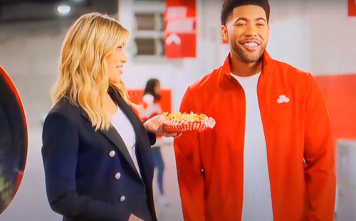 Yes, that's MN native Jenny Taft in a State Farm commercial