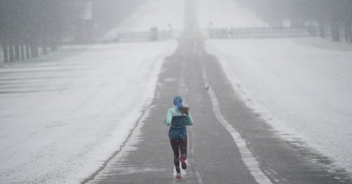 Snow falls in UK and Met Office issues warnings as Gloucestershire braces for sub-zero weather