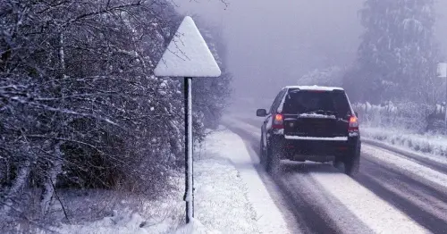 Live snow, severe weather, M5 and traffic updates with Met Office warning activated as Arctic blast hits UK