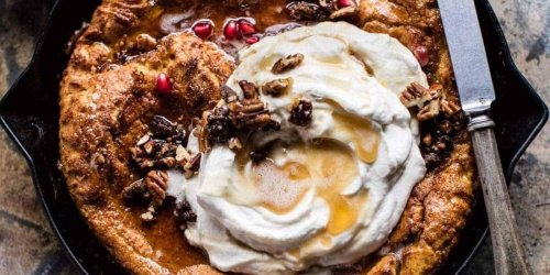 20 Easy + Delicious Christmas Brunch Ideas For The Merriest Morning