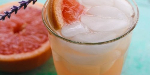 This Pamplemousse La Croix and Lavender Mocktail Is Your New Summer Drink