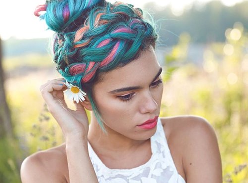 15 Gorgeous Ways to Style Rainbow Hair