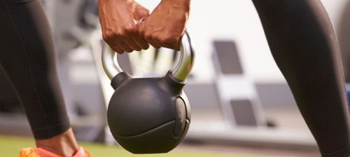 7 Kettlebell Workouts That’ll Tone Your Whole Bod