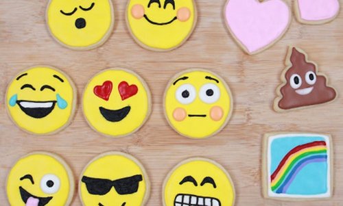 How to Make Emoji Cookies *Insert Dancing Ladies*