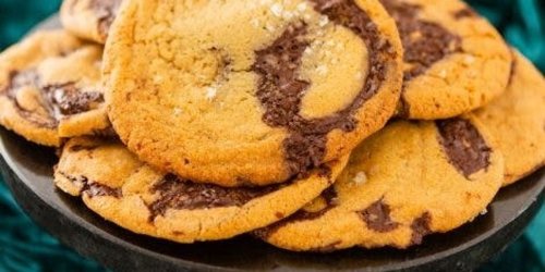 How World-Famous Chocolatier Jacques Torres Bakes Chocolate Chip Cookies