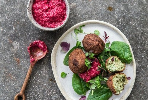 14 Dinner Recipes That Prove Falafel Won’t Make Ya Feel Awful on Meatless Monday