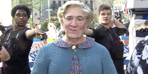 See Rob McClure Transform as Mrs. Doubtfire Cast Performs ‘Make Me a Woman’