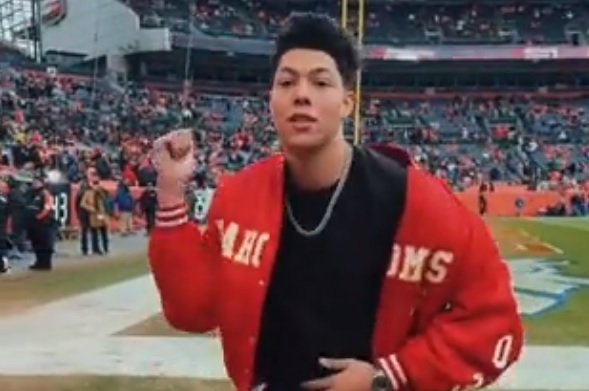 Jackson Mahomes' Latest Sideline TikTok Dance During Chiefs-Broncos Game Annoyed The Hell Out Of NFL Fans