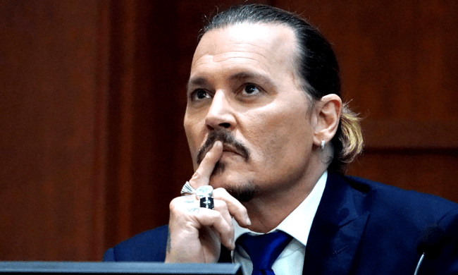 Howard Stern Rips ‘Narcissist’ Johnny Depp For ‘Overacting’ At Trial; Twitter Bots Love Amber Heard