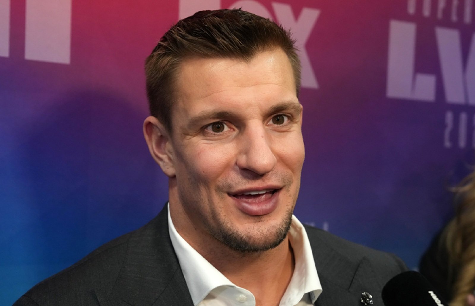 Rob Gronkowski Invites Bill Belichick & His Girlfriend To His Las Vegas WrestleMania ‘Gronk Beach’ Party
