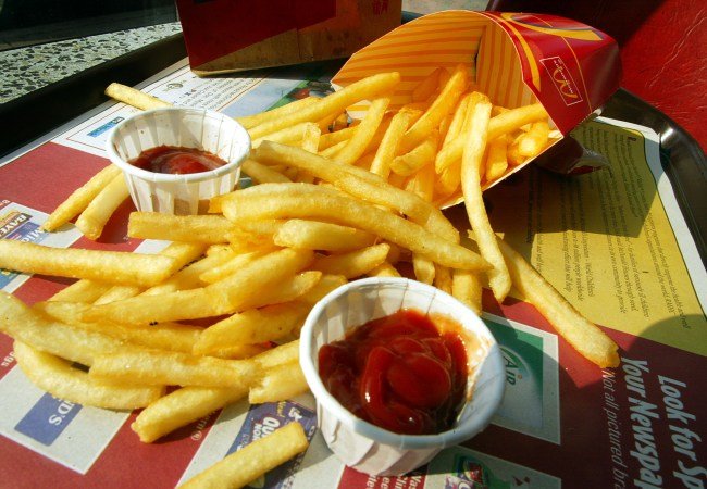 Viral TikTok Video Shows ‘Food Hack’ For Getting Free McDonald’s Fries And Other Fast Food