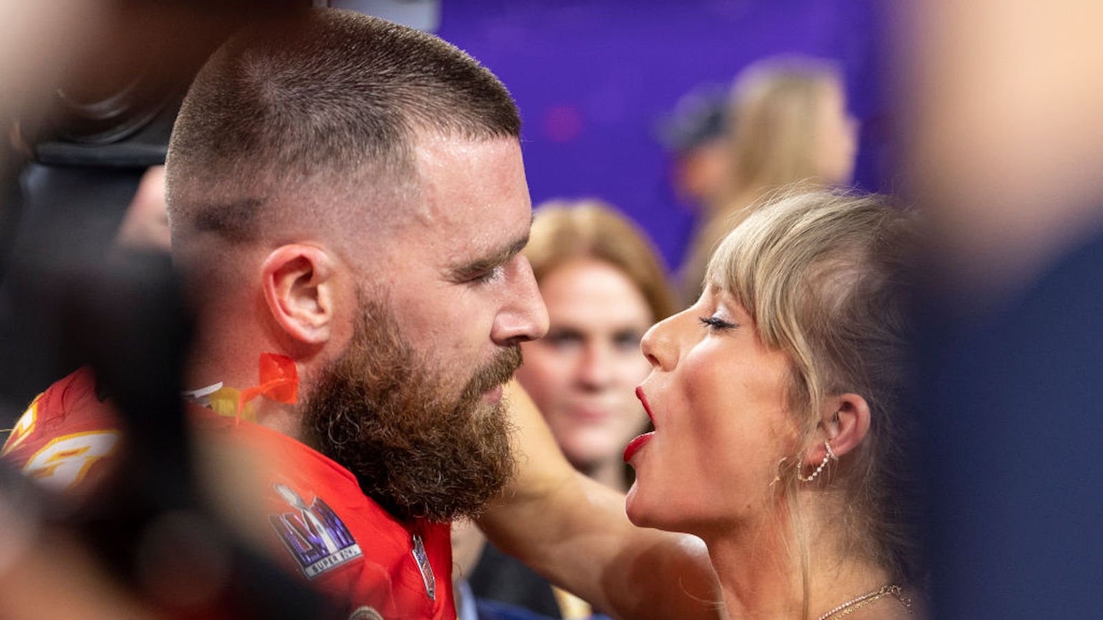 Travis Kelce is not too happy about Taylor Swift's strict dating "rules"  - cover